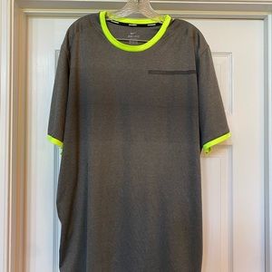 Men’s Nike Dri-Fit short Sleeve Running Shirt XXL